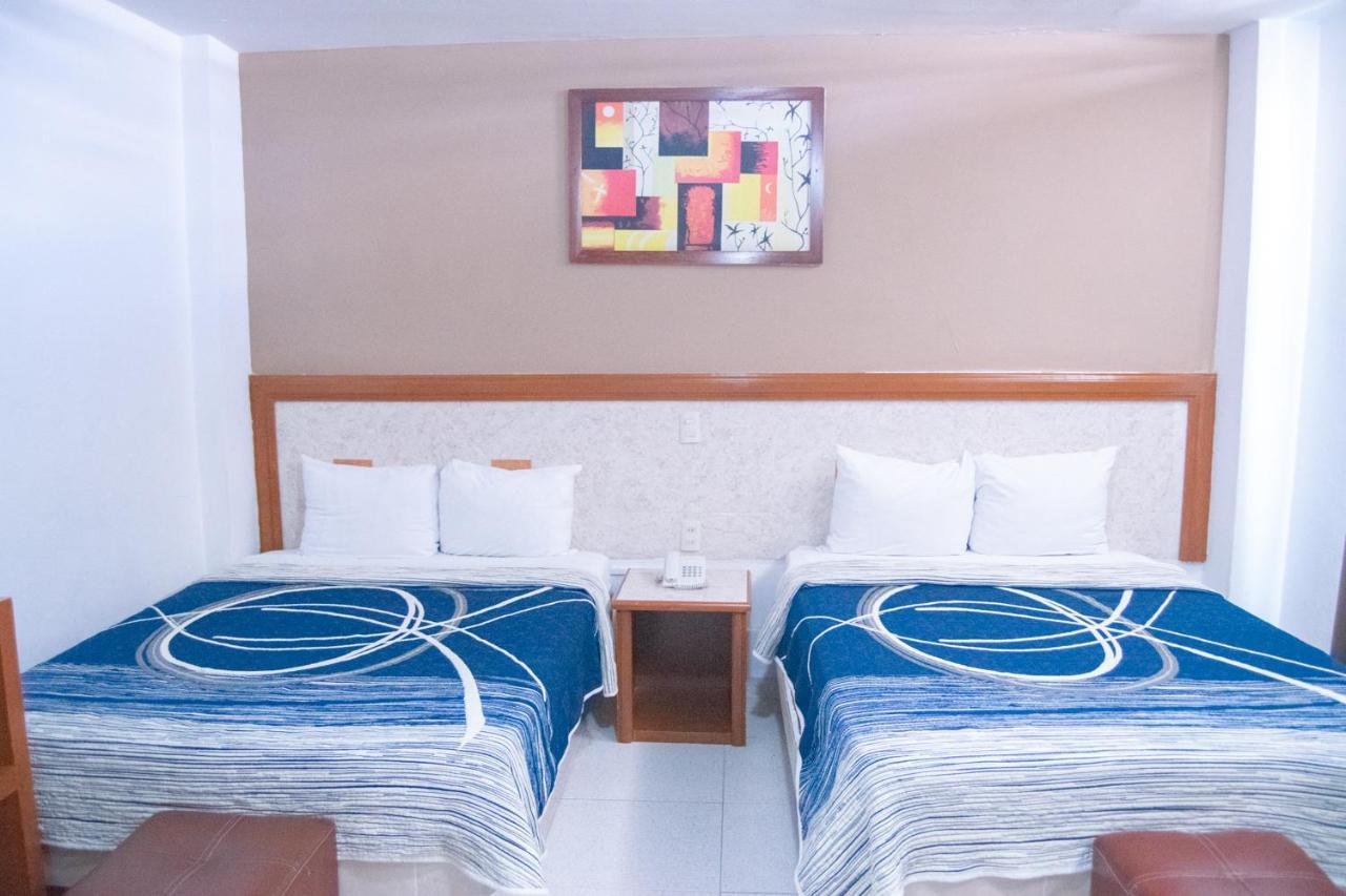 Hotel Niza Zona Piel 레온 외부 사진