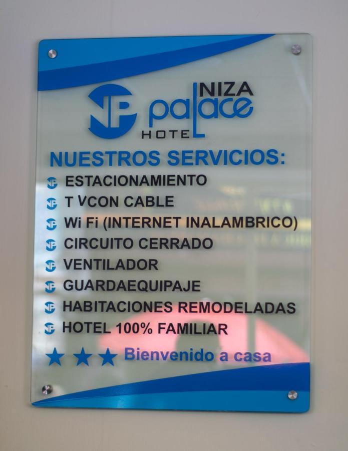 Hotel Niza Zona Piel 레온 외부 사진